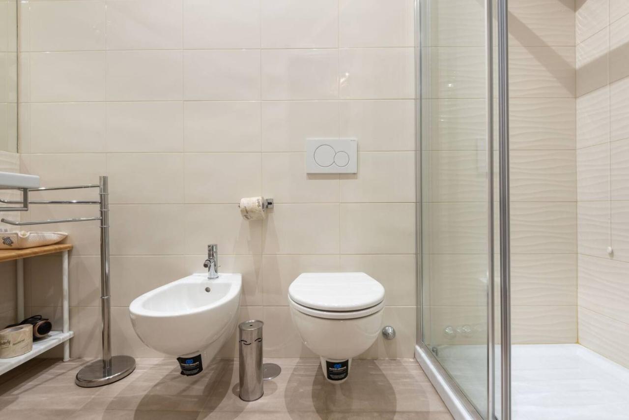 Restored Apartment - Stunning Pantheon View Roma Exterior foto